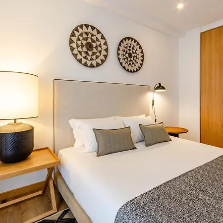 Morais Soares 131 * Lisboa