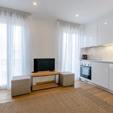 Apartamento Morais Soares 131 *